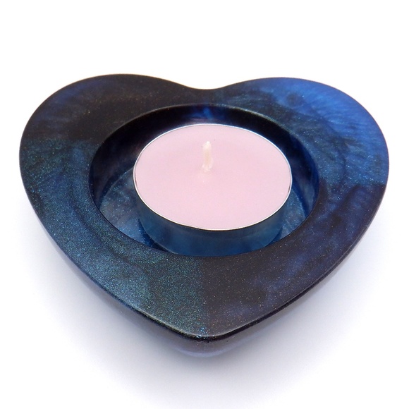Heart Shaped Tea light Candleholder / Trinket Dish - Picture 8 of 9